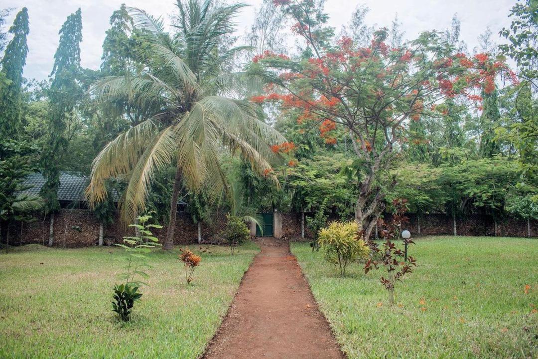 Kijani Cottages Diani Diani Beach Luaran gambar